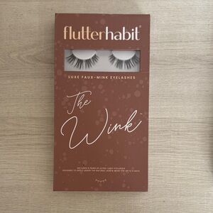 Flutter Habit Luxe Faux-Mink Eyelashes - Black